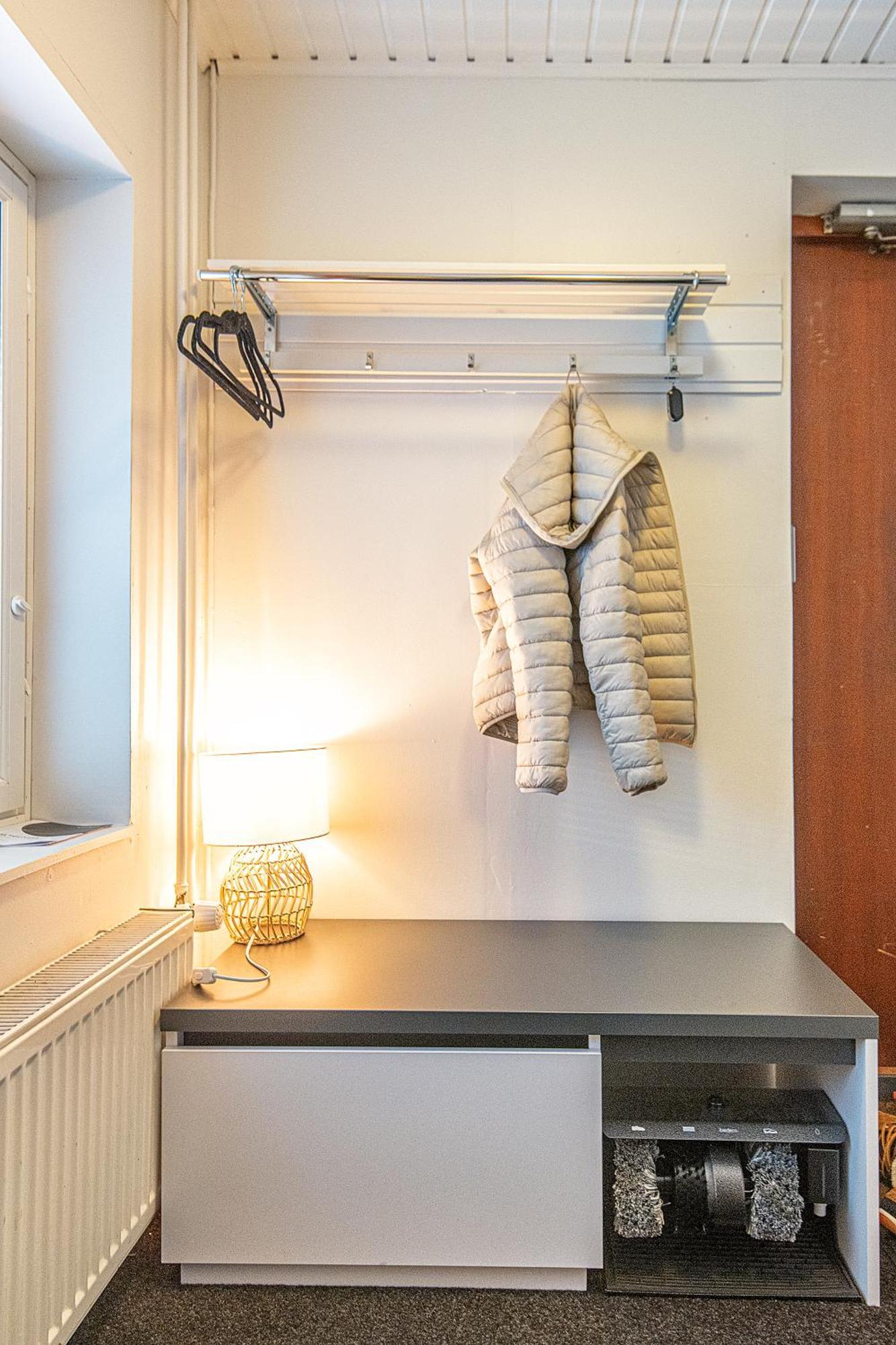 Relax & Recharge - A Unique Suite With A Touch Of Luxury - Hot Tub And Sauna Inspired Decor #Not A Real Sauna# Easy City Access - Direct Train 15 Min To City Helsinki Esterno foto